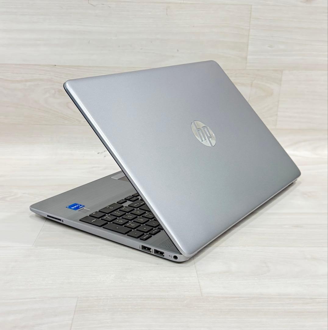 12世代 エイチピーHpフルHD Corei5/メモリー16GB/SSD-256