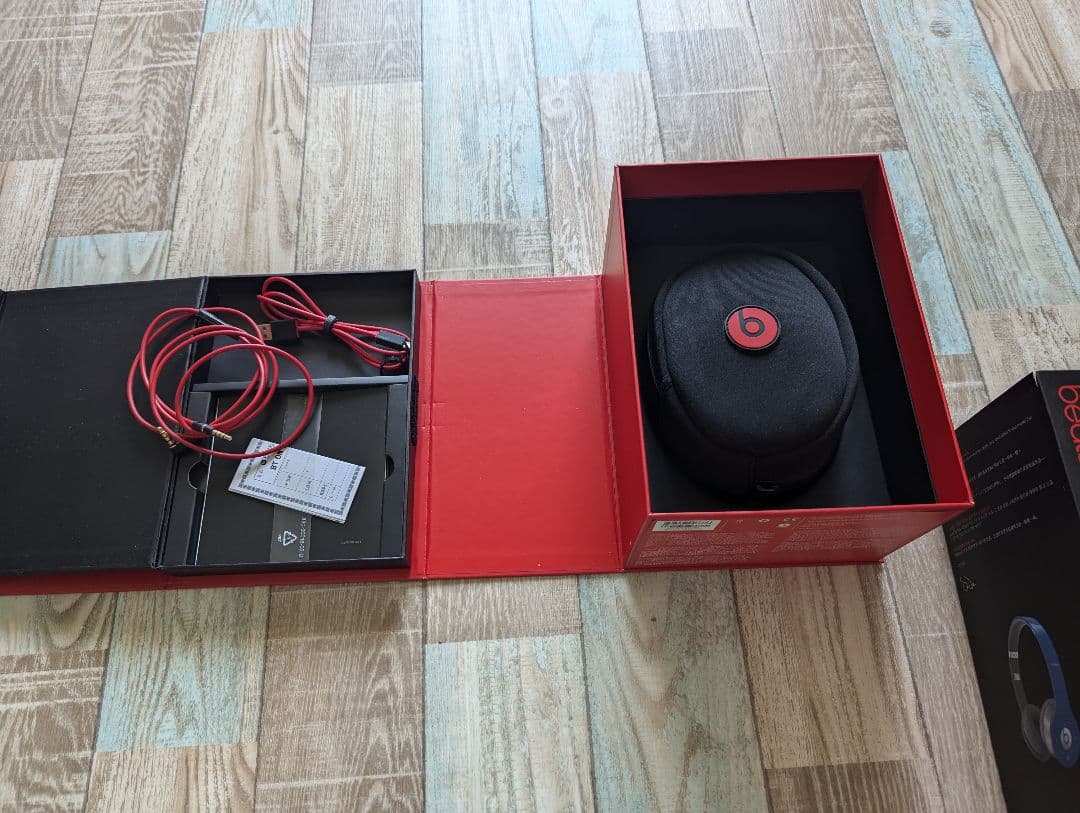 Beats by Dr. Dre ワイヤレスヘッドホン 青