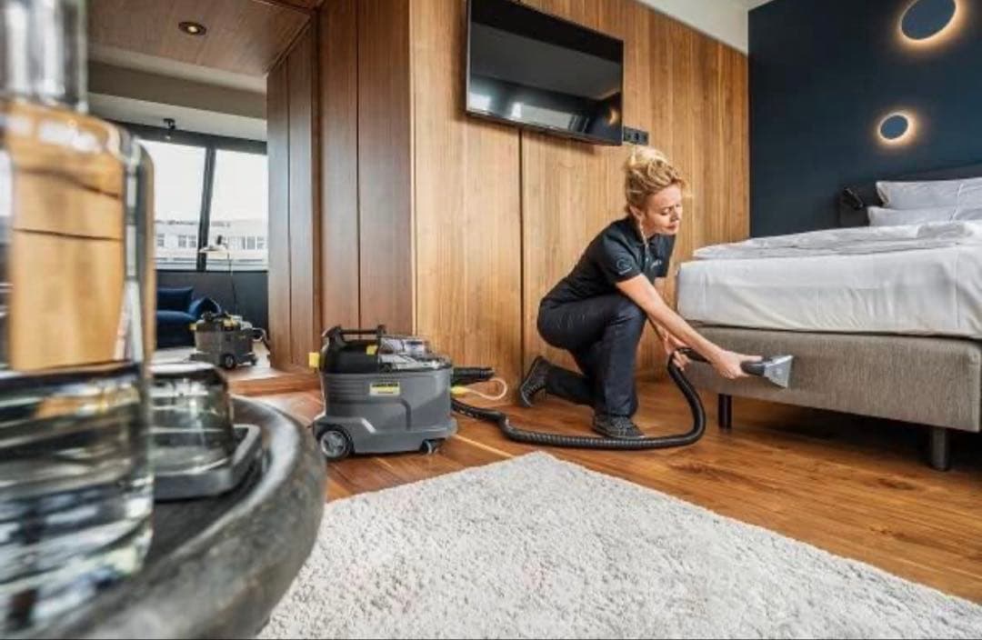 【未使用】ケルヒャー 業務用カーペットリンスクリーナー Puzzi 8/1 C