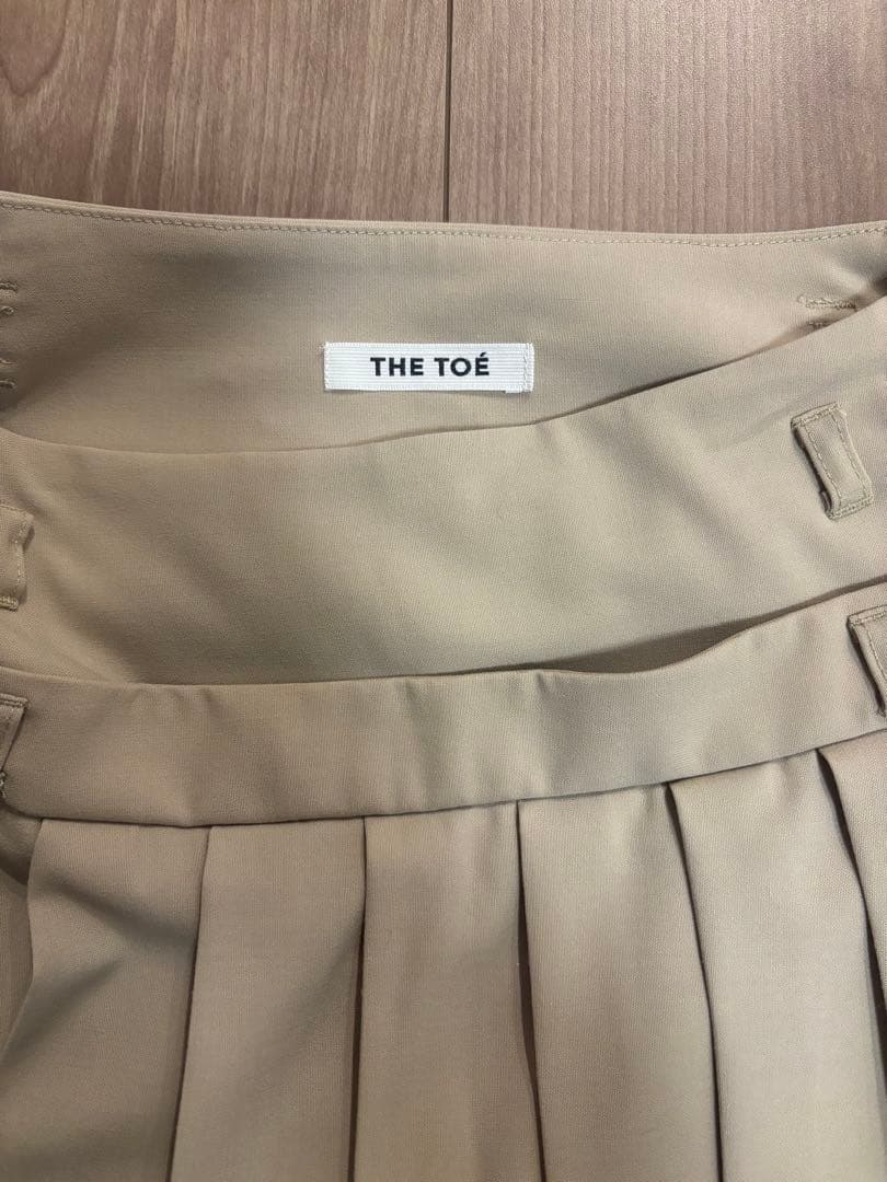 THETOE Astoria pleated skirt スカート
