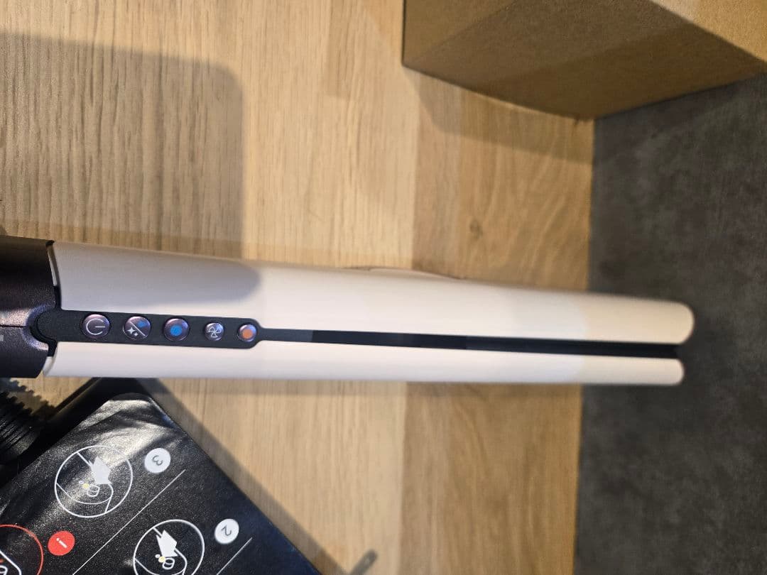 ダイソン　Airstrait™エアストレート　ストレートドライヤー