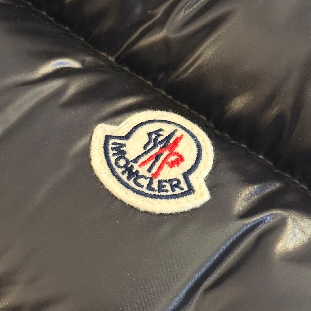 Moncler モンクレール ブラック ダウンベスト サイズ4