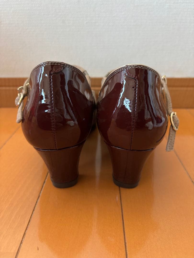 新品 pedala ペダラ アシックス ストラップパンプス　24cm EE