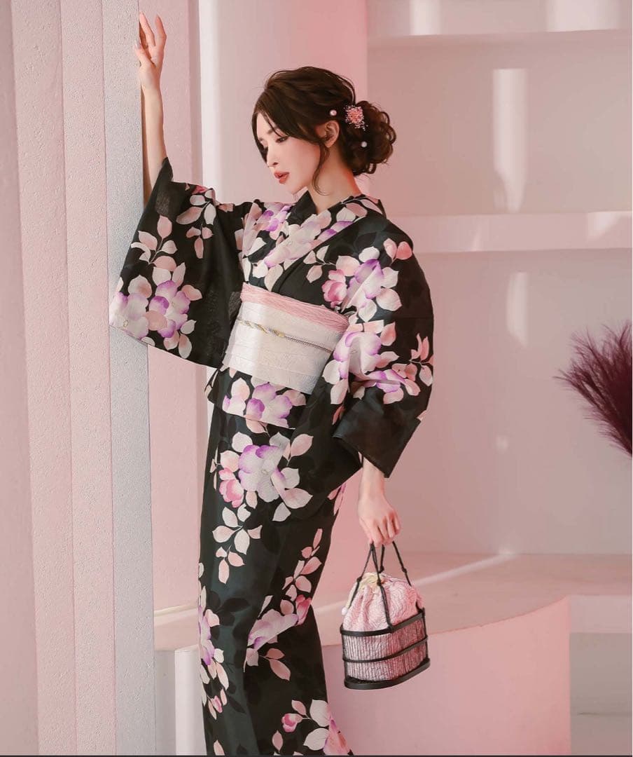 黒緑×ニュアンス椿 ゆかた3点セット (浴衣+平帯or作り帯+下駄)