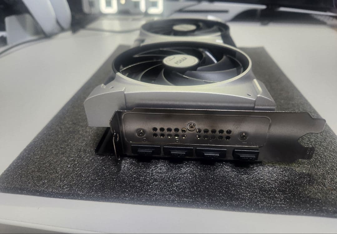 グラフィックボード・グラボ・ビデオカード MSI GEFORCE RTX 5070 VENTUS 2X OC