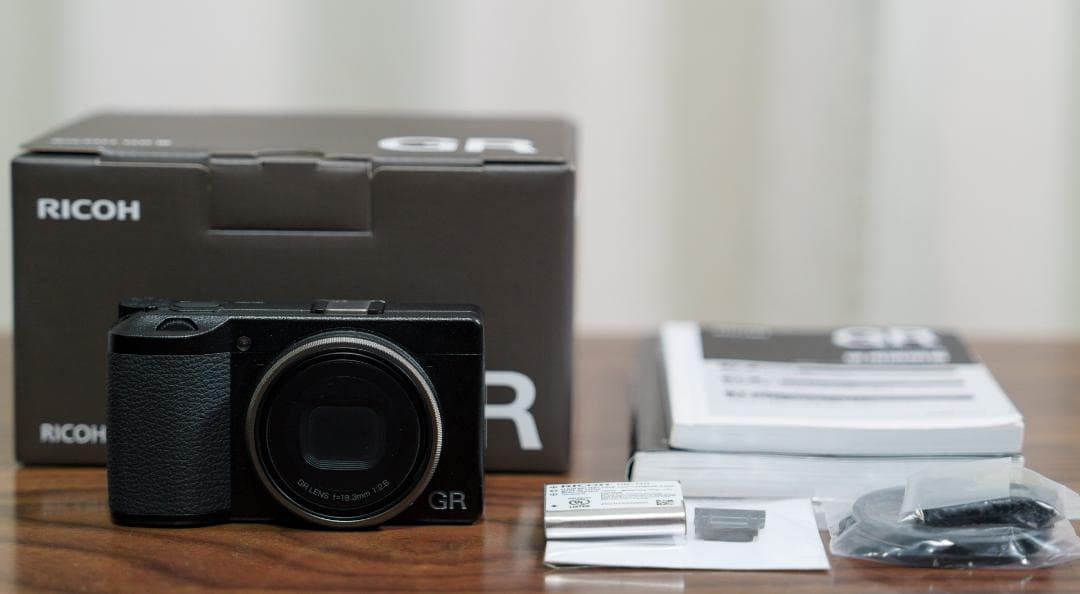 RICOH GRⅢ / シャッター数 3520