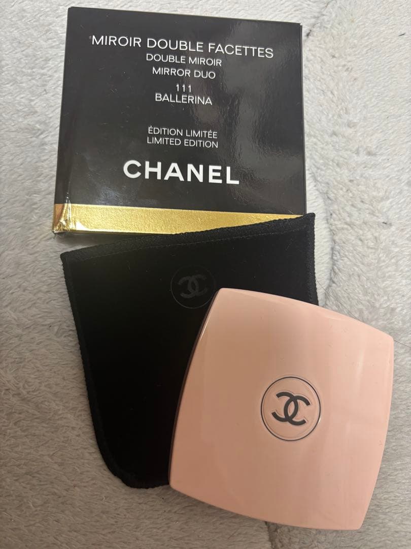 【新品未使用】シャネル ミラー 鏡 ピンク 111 バレリーナ