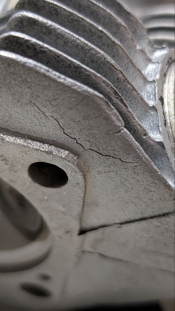 triumph t20 タイガーカブ トライアンフ シリンダーヘッド 欠けあり