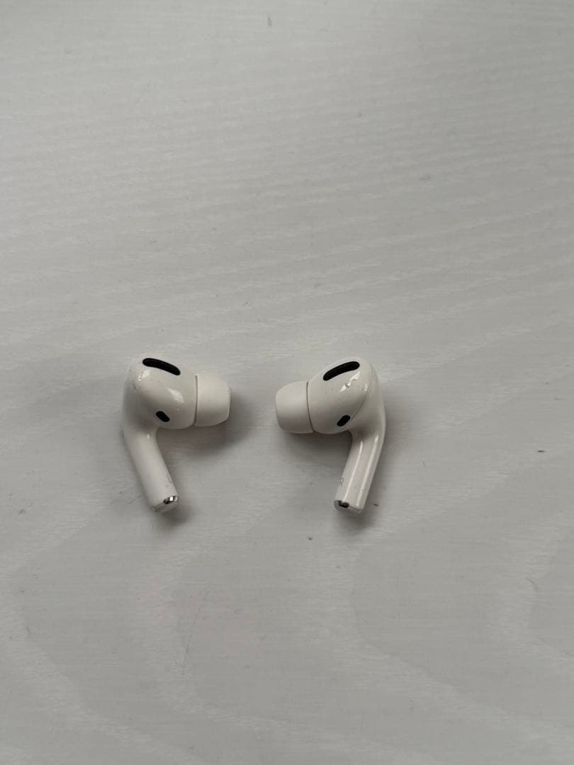 AirPods Pro ワイヤレスイヤホン 本体，中身