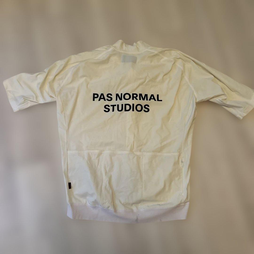 PAS NORMAL STUDIOS サイクルジャージ