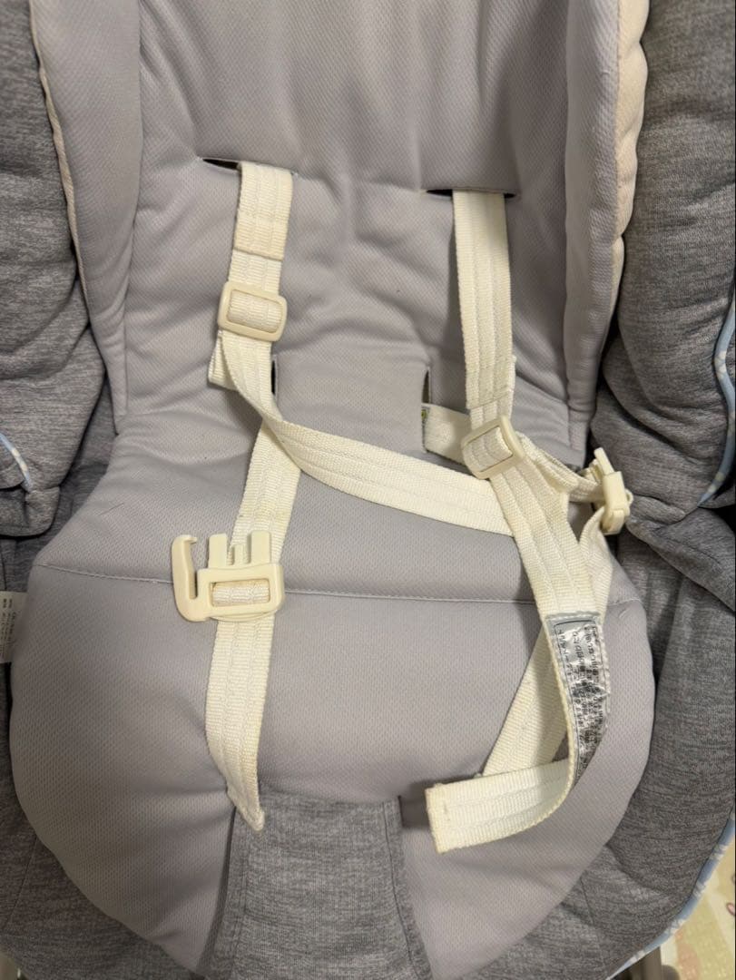 【送料込】　Aprica ユラリズム　スマート　ベビーチェア ハイローチェア