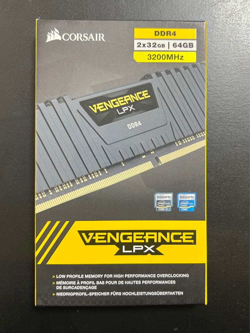 メモリー CORSAIR VENGEANCE LPX DDR4 64GB 3200MHz