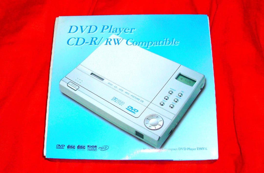 小さいのに高性能で多機能！リージョンフリーコンパクトＤＶＤフレーヤー新品同様！！