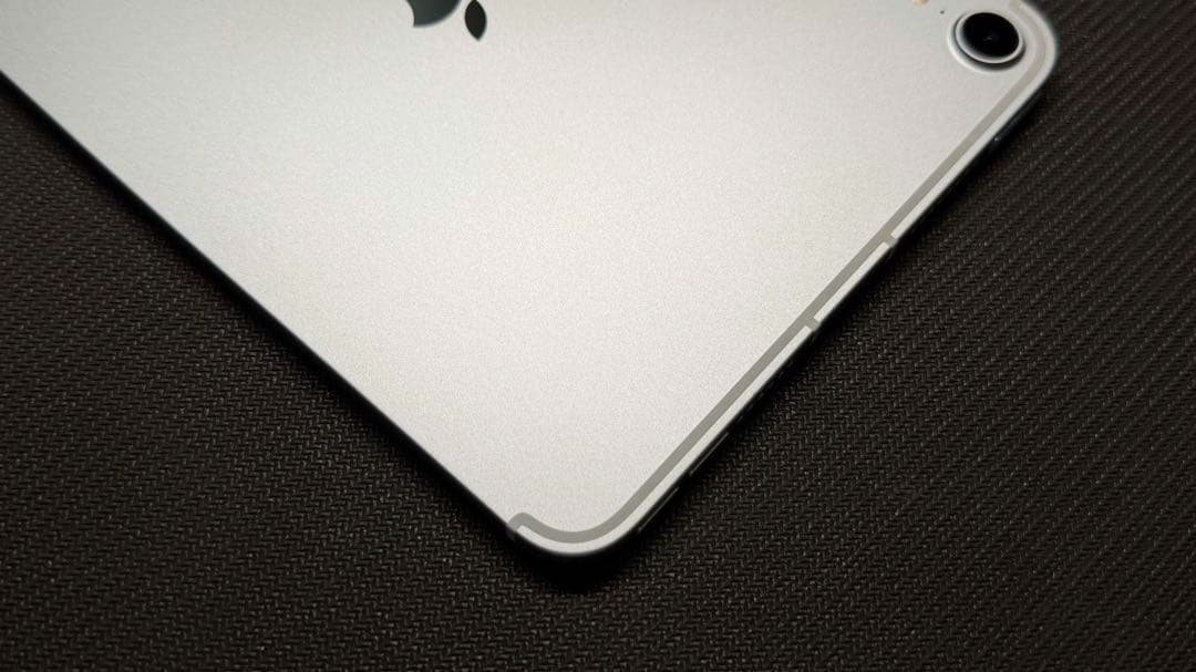 iPad mini A17Pro 128GB cellular 極美品