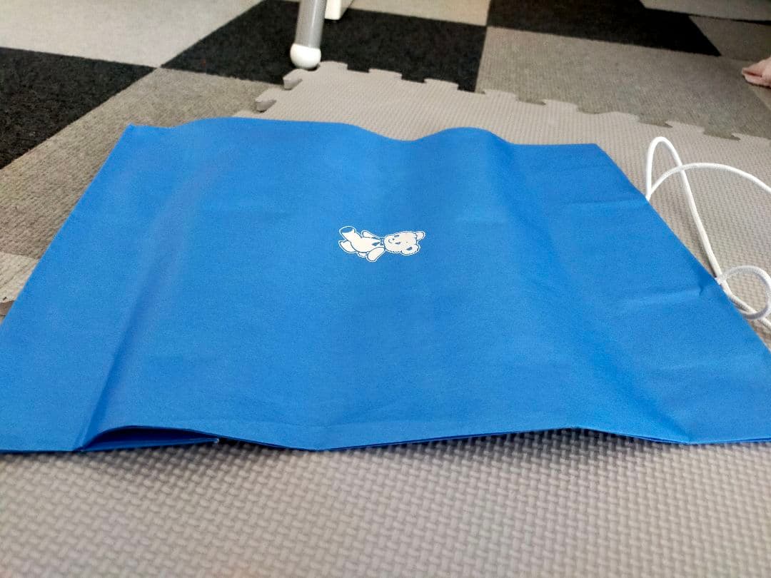 カオルさんファミリアセレモニードレスくま柄2点セットギフトBOX、袋つき