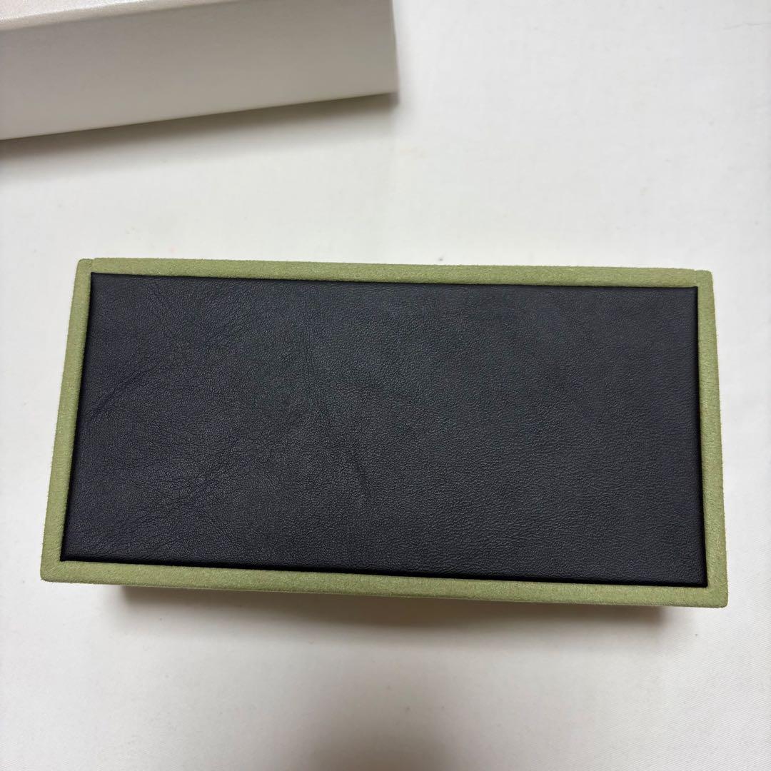 極美品　ヴァンクリーフ&アーぺル　ブレスレットケース　空箱　現行品