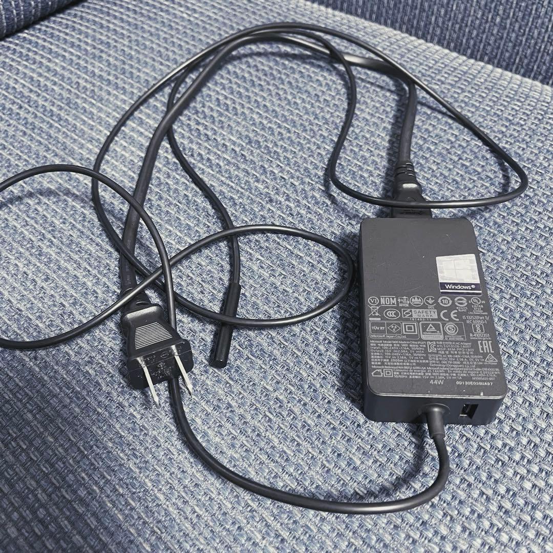 Microsoft Surface Pro 6 本体＋タイプキーボード