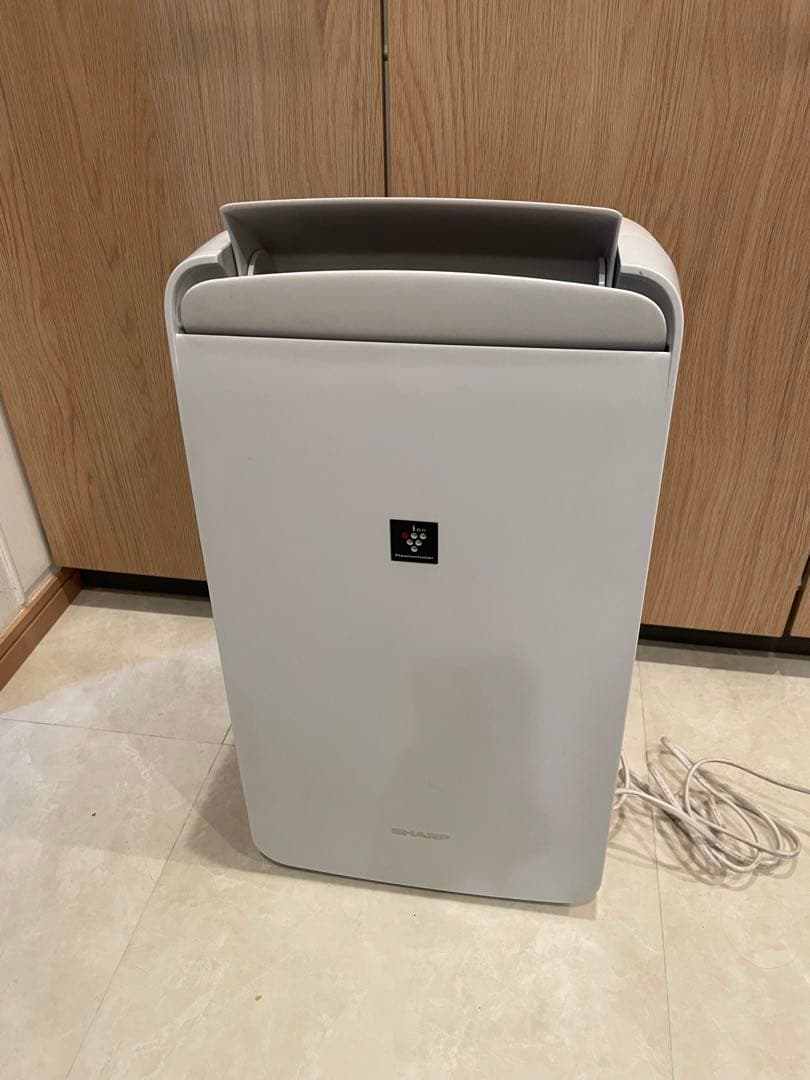 美品　2019年製　SHARP 冷風衣類乾燥除湿機