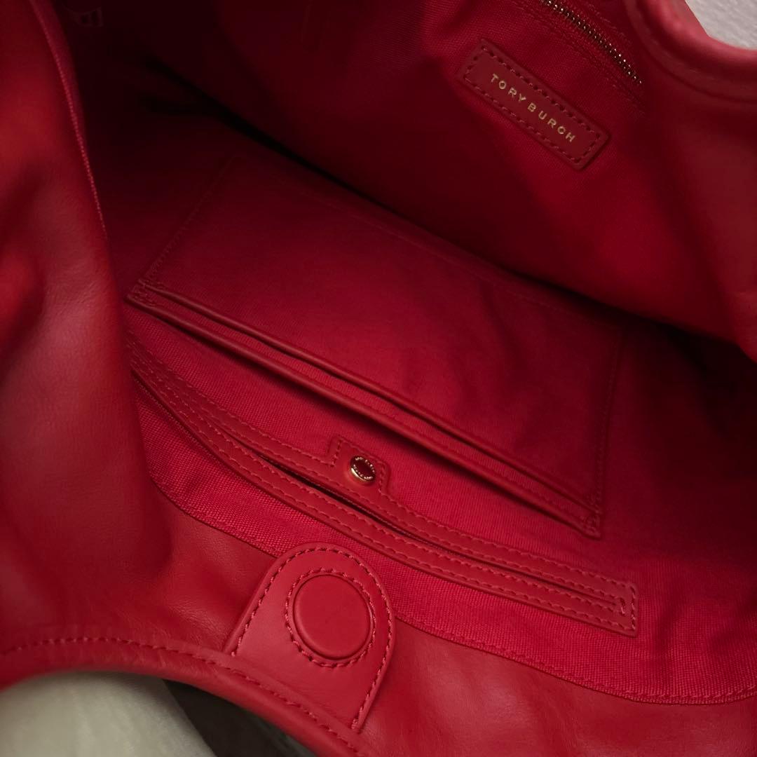 トリーバーチ　バック　　赤