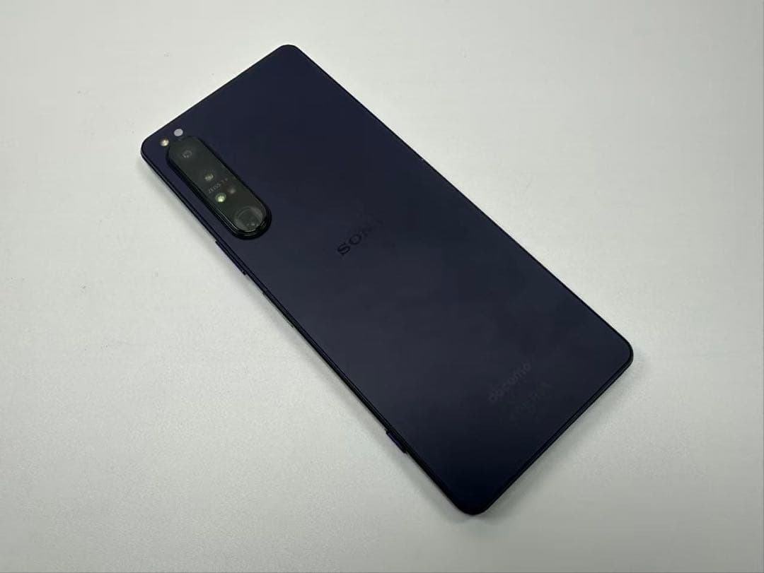 SONY Xperia 1 IV docomo so-51c 紫