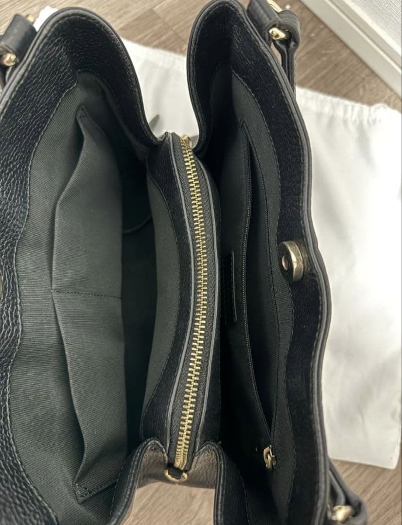 しま★ FURLA ブラックレザートートバッグ