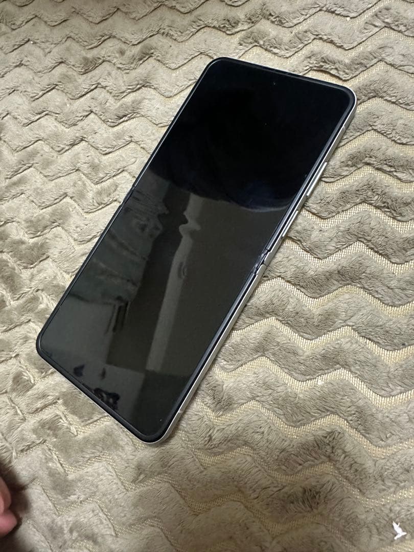 美品nubia Flip 2 A404ZT ブルー