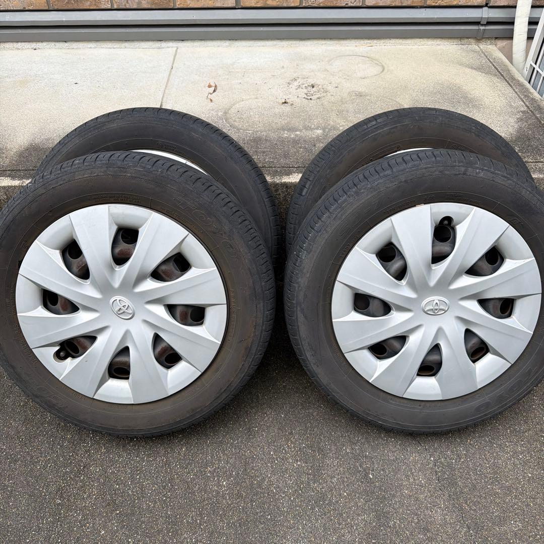 トヨタ純正 175/65R15 スペイド アクア ヴィッツ アクシオ