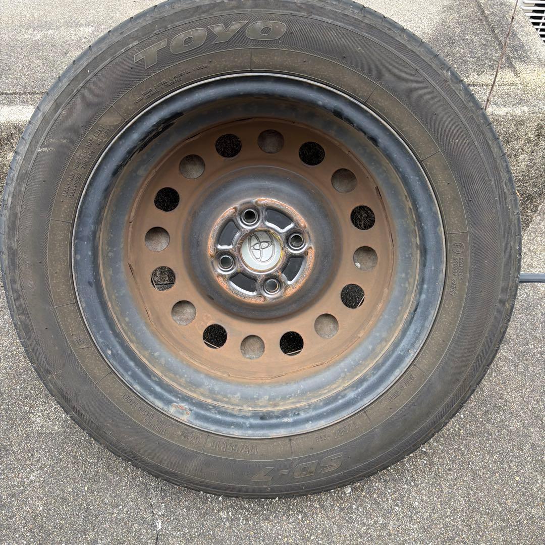 トヨタ純正 175/65R15 スペイド アクア ヴィッツ アクシオ
