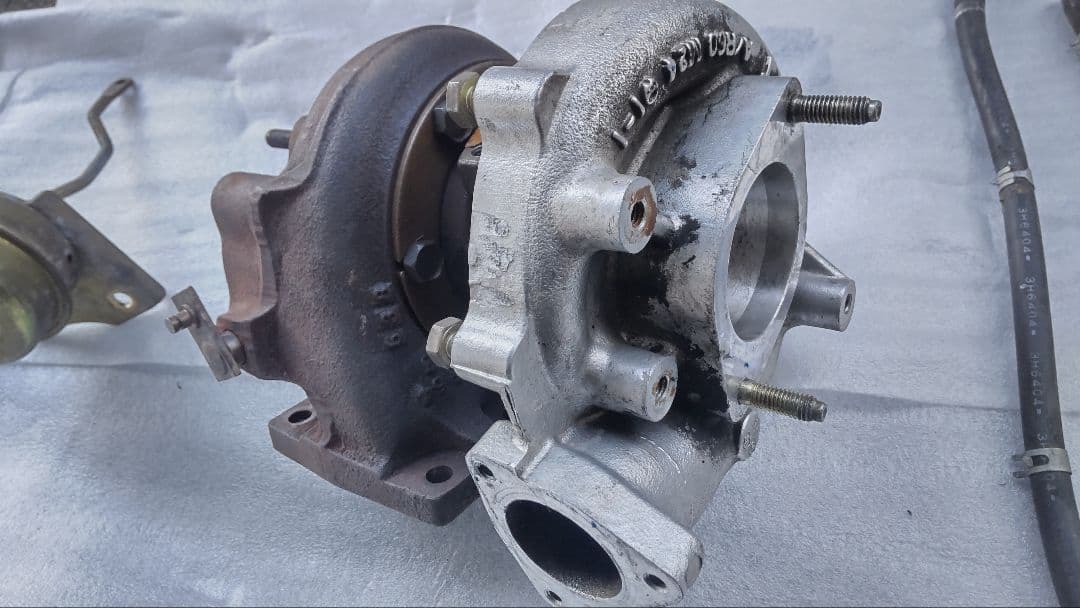 S14シルビア後期 純正タービン と 付属品