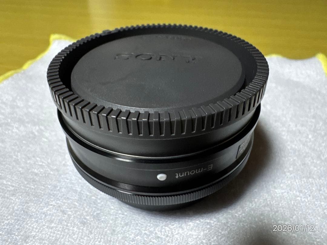 SONY ソニー 単焦点 レンズ E 20mm F2.8 使用小