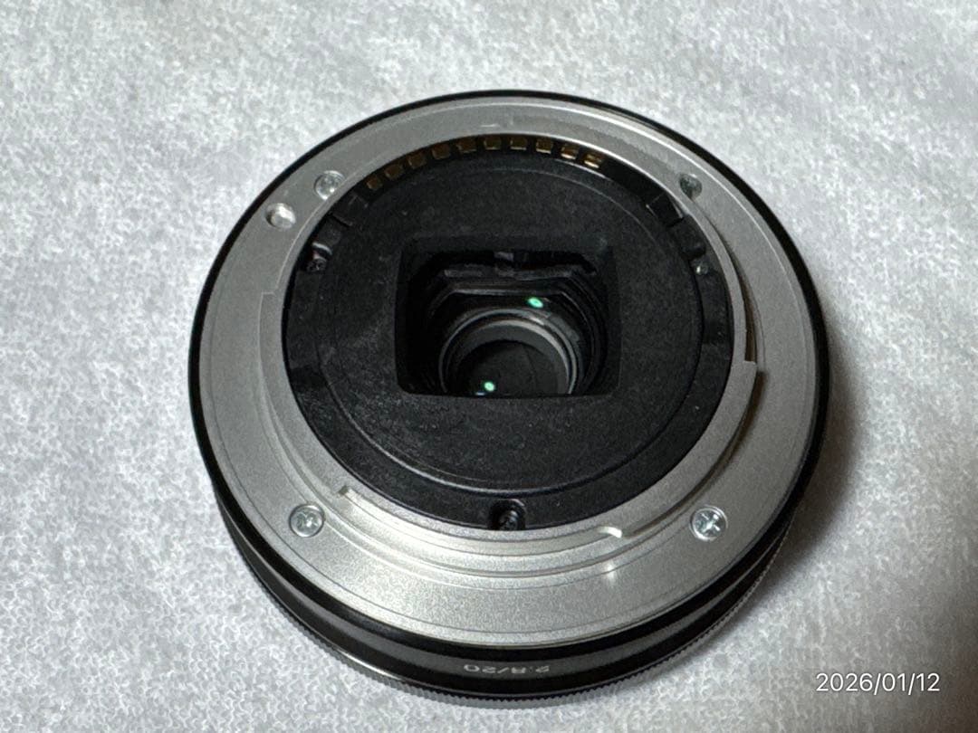 SONY ソニー 単焦点 レンズ E 20mm F2.8 使用小