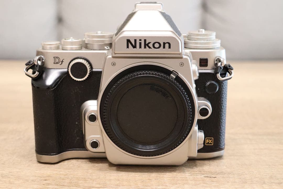 Nikon DF ボディ フルサイズ一眼レフカメラ