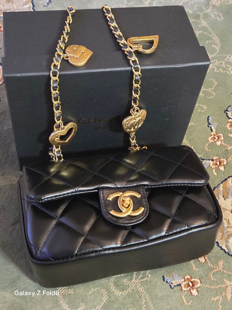 Chanel シャネル ビューティー ノベルティ ハートチャーム チェーン