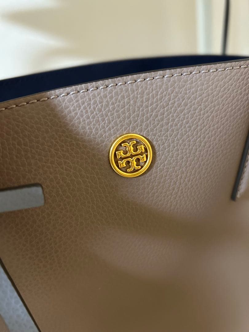 トリーバーチ TORY BURCH ベージュ トートバッグ ネイビー内装