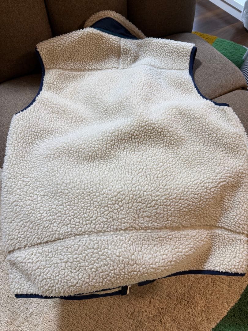 Patagonia フリースベスト アイボリー/ネイビー Mサイズ