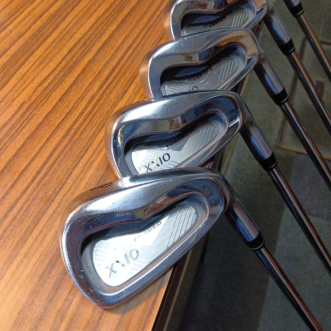 ゼクシオフォージドアイアン　ゼロス8 R