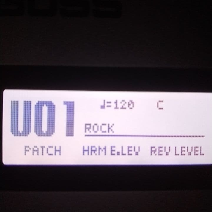 BOSS VE-500 ボーカルエフェクター 5/16まで掲載