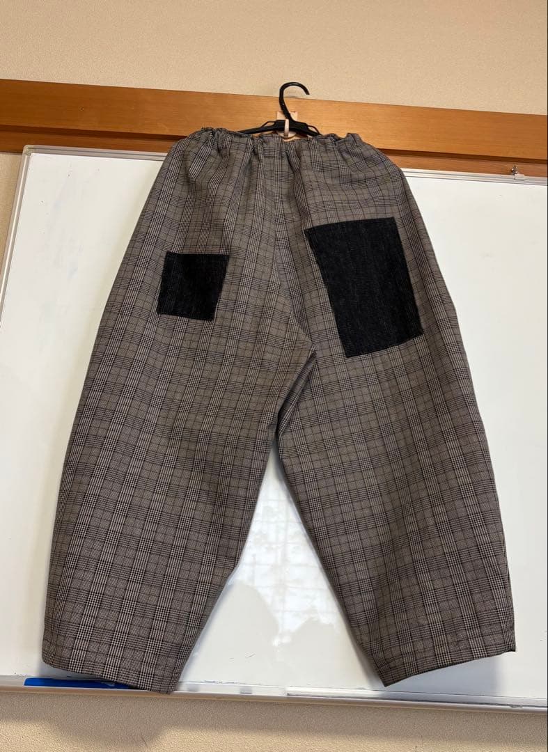 ハンドメイドのベストとパンツ　センソユニコ風
