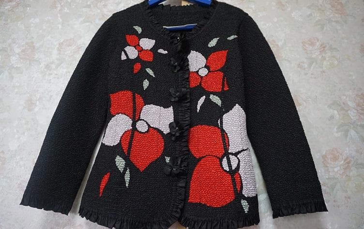 NOKO OHNOノコオーノ黒地に鮮やかな花柄ジャケット