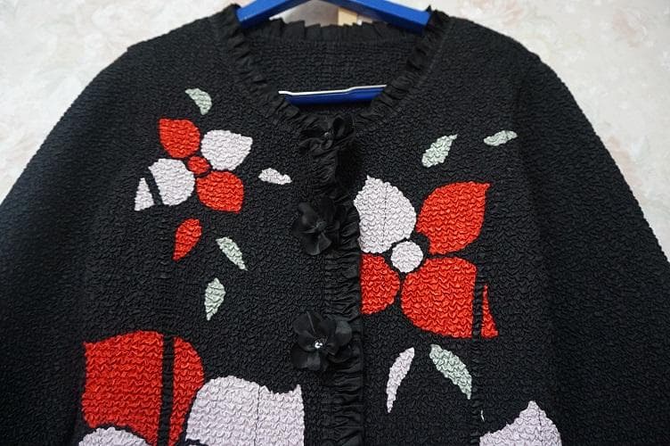 NOKO OHNOノコオーノ黒地に鮮やかな花柄ジャケット