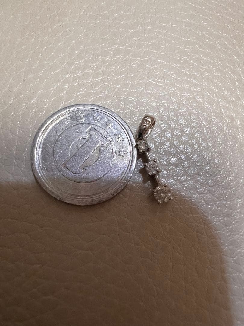 18k WGペンダント直径0.25