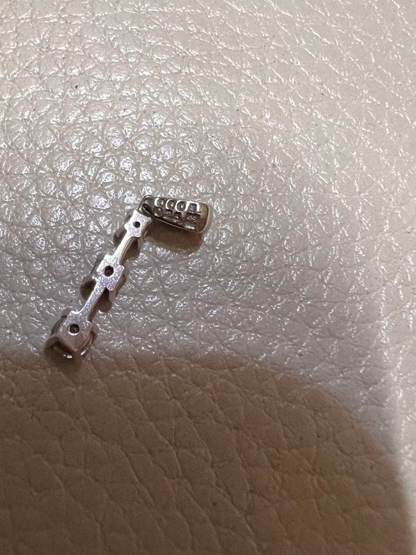 18k WGペンダント直径0.25