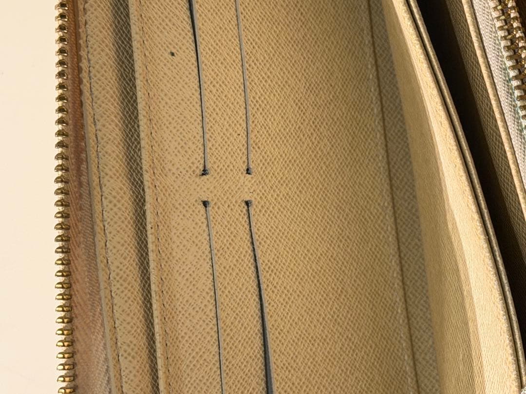 値下げ！ルイヴィトン ダミエアズール ジッピーウォレット N60019