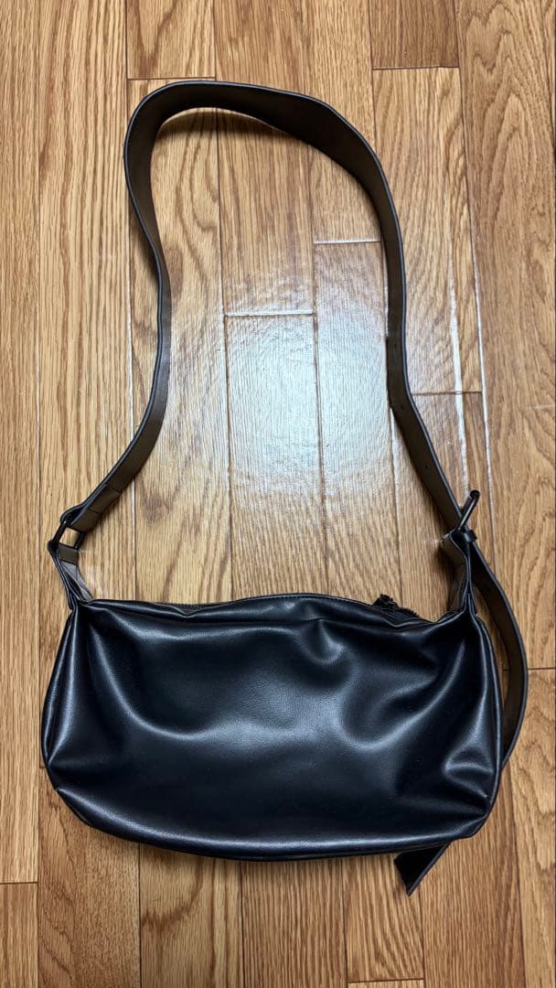 STUDIOUS メンズショルダーバッグ