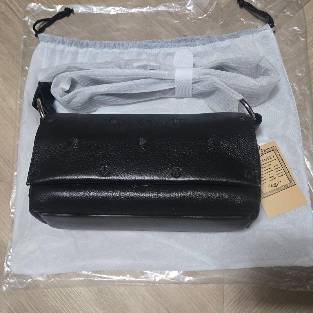 【新品未使用】BEARDSLEY ビアズリー NEWボディバッグ ブラック