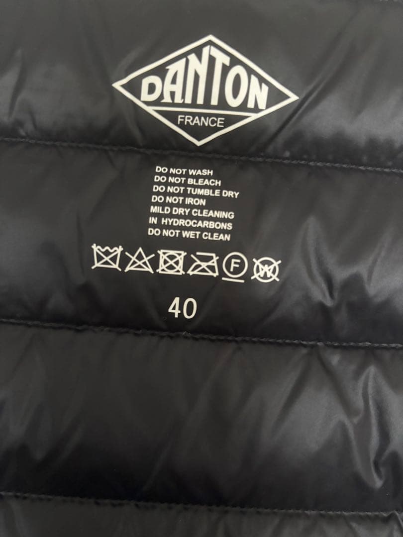 【美品】DANTONダントン インナーダウンベスト 40黒 男女兼用