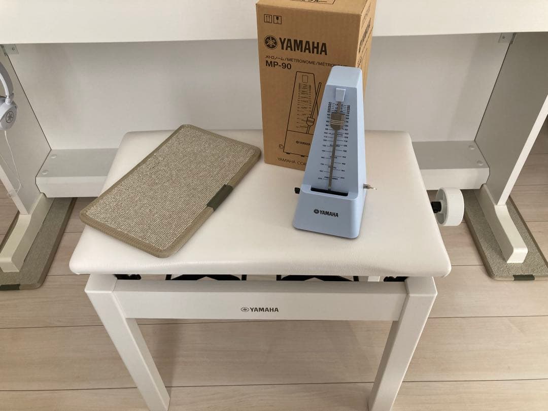 【おに】電子ピアノ用　椅子 メトロノーム 防音マット セット