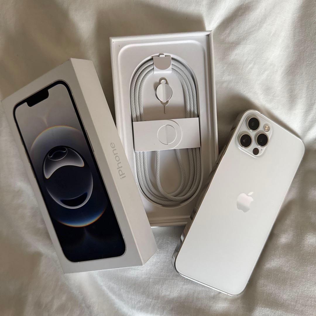 iPhone12pro 256GB ホワイト SIMフリー 初期化済み