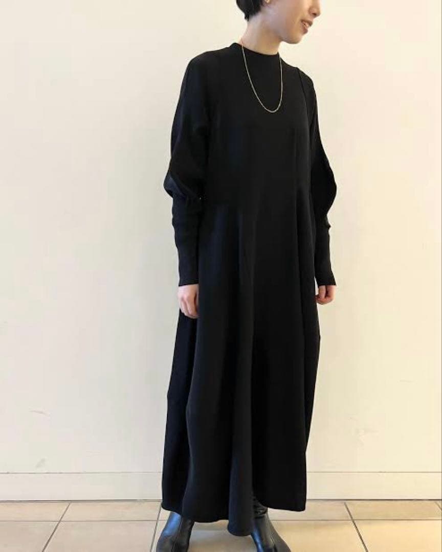 美品✨ENFOLD CURVE-SLEEVE ASYMMETRY-DRESS 黒