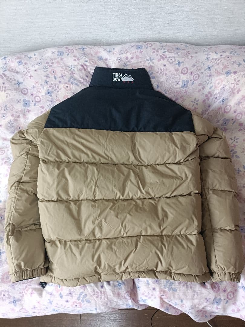 ケ*ン様 FIRST DOWN ダウンジャケット カーキ/ブラック　Mサイズ
